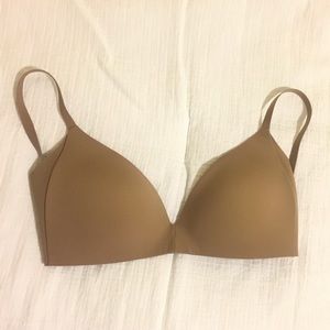Lululemon Take Shape Bra 32C